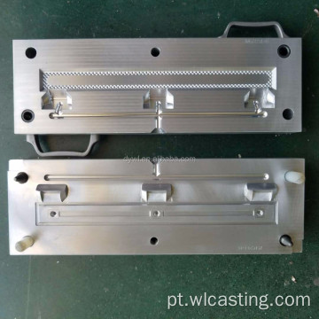 Casting mould